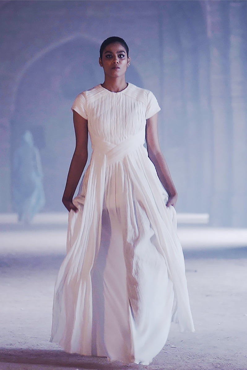 LFW-AE25-AVANA